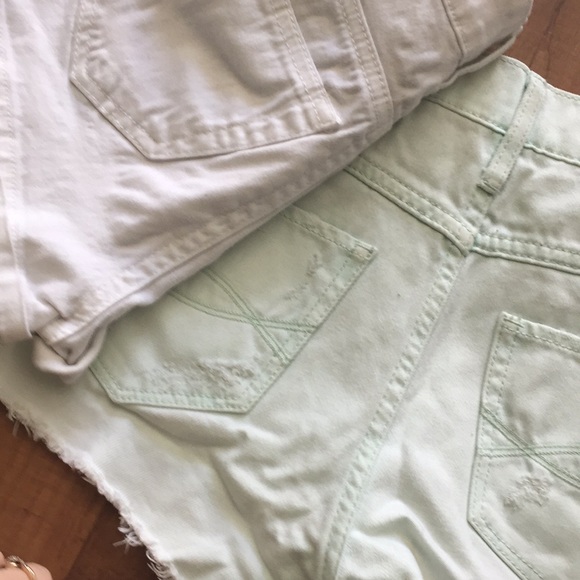 SOLD - Picture 4 of 4